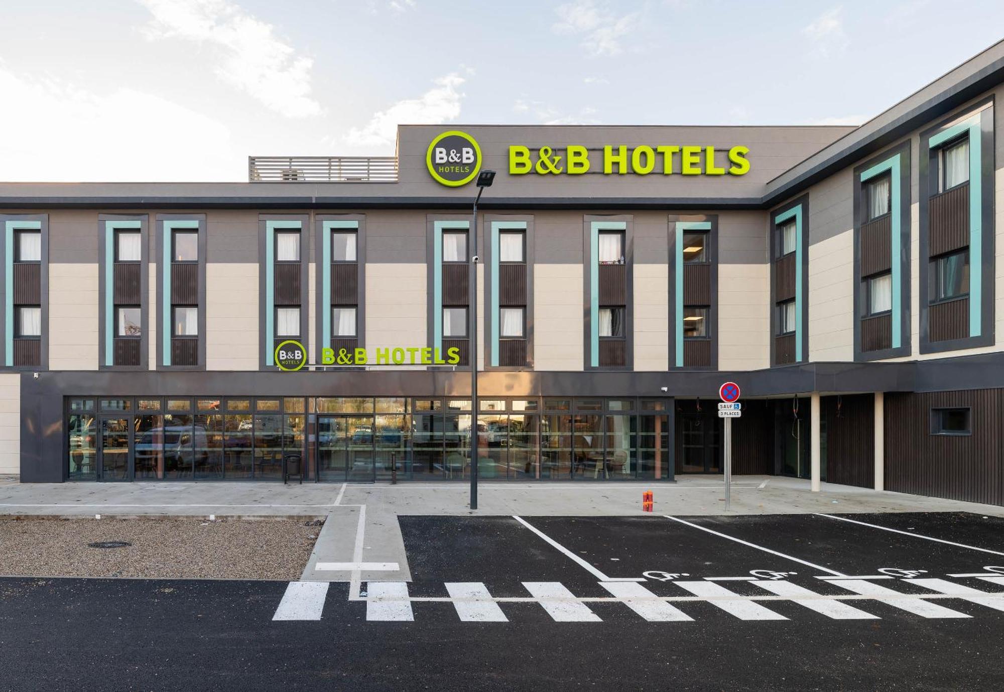 B&B Hotel Massieux Genay Bagian luar foto